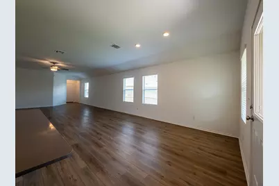 702 Silver Springs Bend, Kyle, TX 78640 - Photo 25
