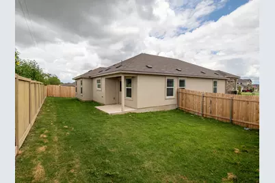 702 Silver Springs Bend, Kyle, TX 78640 - Photo 5