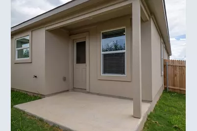 702 Silver Springs Bend, Kyle, TX 78640 - Photo 7