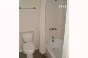 1166 Ridgeway Dr, Austin, TX 78702 - Photo 7