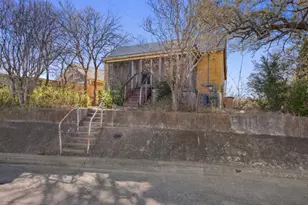 1001 Catalpa St, Austin, TX 78702 - Photo 1