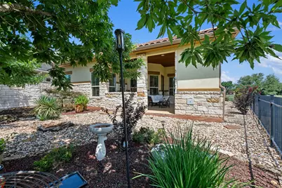 109 Limestone Drive, Georgetown, TX 78628 - Photo 3