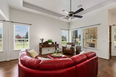 109 Limestone Drive, Georgetown, TX 78628 - Photo 7