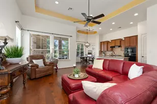 109 Limestone Dr, Georgetown, TX 78628 - Photo 9