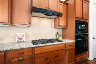 109 Limestone Dr, Georgetown, TX 78628 - Photo 7