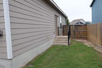 117 Galaxy Way, Jarrell, TX 76537 - Photo 17