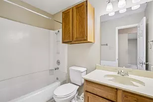 13355 Water Oak Ln, Austin, TX 78729 - Photo 11