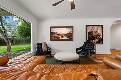 2802 Leeds Cove, Austin, TX 78745 - Photo 5