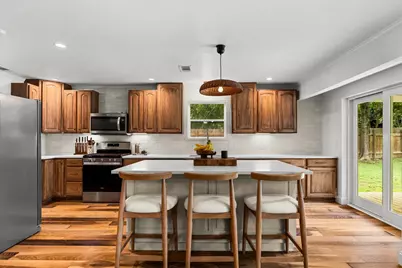 2802 Leeds Cove, Austin, TX 78745 - Photo 9