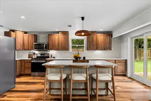 2802 Leeds Cove, Austin, TX 78745 - Photo 9