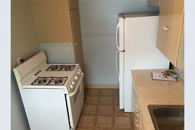611 W 37th Street #B, Austin, TX 78705 - Photo 5