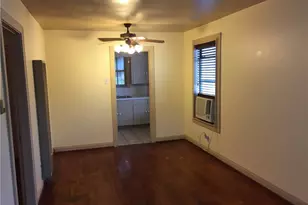 611 W 37th St, Austin, TX 78705 - Photo 1