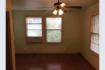 611 W 37th Street #B, Austin, TX 78705 - Photo 5