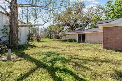 533 S Texas Street, Milano, TX 76556 - Photo 25