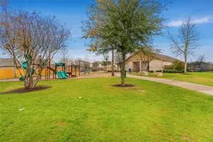 208 Kildeer Pass, Jarrell, TX 76537 - Photo 25