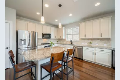 19008 Medio Cove, Austin, TX 78738 - Photo 11