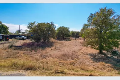 338 E Sweetbriar Drive, Marble Falls, TX 78654 - Photo 15