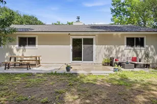 617 Blackberry Dr, Austin, TX 78745 - Photo 27