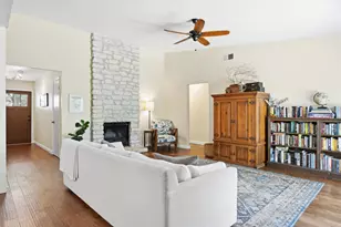 617 Blackberry Dr, Austin, TX 78745 - Photo 5