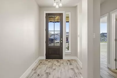 718 Emory Dr, Fredericksburg, TX 78624 - Photo 5