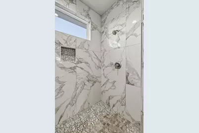 718 Emory Dr, Fredericksburg, TX 78624 - Photo 17