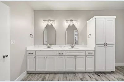 718 Emory Dr, Fredericksburg, TX 78624 - Photo 15