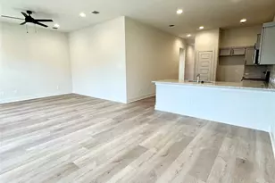 100 Zayd Ct, Jarrell, TX 76537 - Photo 13
