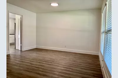 1605 Sweetbriar Avenue, Austin, TX 78723 - Photo 3