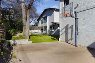 2604 Wooldridge Dr, Austin, TX 78703 - Photo 31
