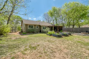 7812 Bixler Dr, Austin, TX 78744 - Photo 19