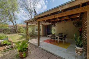 7812 Bixler Dr, Austin, TX 78744 - Photo 17