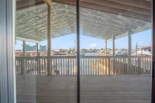 318 W Cotter Ave, Port Aransas, TX 78373 - Photo 23