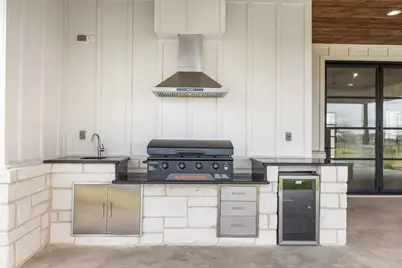 306 Interlaken Street, Fredericksburg, TX 78624 - Photo 31