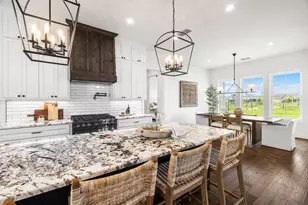 306 Interlaken St, Fredericksburg, TX 78624 - Photo 5