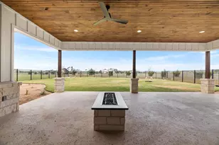 306 Interlaken St, Fredericksburg, TX 78624 - Photo 29