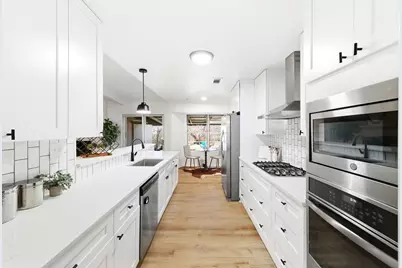 5604 Chadwyck Drive, Austin, TX 78723 - Photo 9
