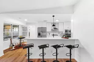 5604 Chadwyck Dr, Austin, TX 78723 - Photo 13