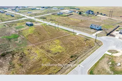 221 Castellana Way, Elgin, TX 78621 - Photo 3