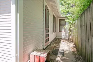 2845 San Gabriel St, Austin, TX 78705 - Photo 31