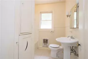 2845 San Gabriel St, Austin, TX 78705 - Photo 15