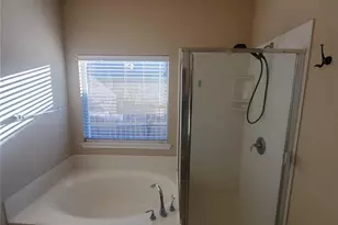 501 Dinge Bay Dr, Round Rock, TX 78664 - Photo 17