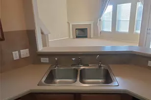 501 Dinge Bay Dr, Round Rock, TX 78664 - Photo 13