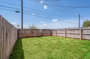 200 Sandstone Dr, Jarrell, TX 76537 - Photo 21