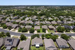 3924 Links Ln, Round Rock, TX 78664 - Photo 35