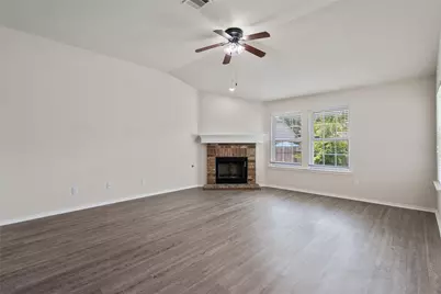 3924 Links Lane, Round Rock, TX 78664 - Photo 9