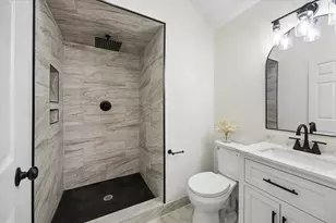 222 Houston Ave, Somerville, TX 77879 - Photo 11