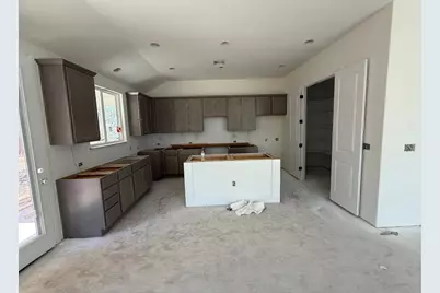 112 Broken Bow Street, Horseshoe Bay, TX 78657 - Photo 7