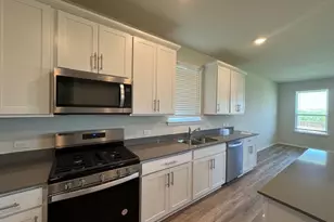 639 Papaya Dr, Buda, TX 78610 - Photo 21