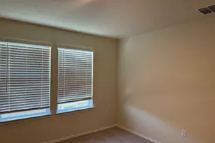 639 Papaya Dr, Buda, TX 78610 - Photo 27