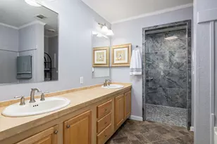 1110 Oakwood Loop, San Marcos, TX 78666 - Photo 9